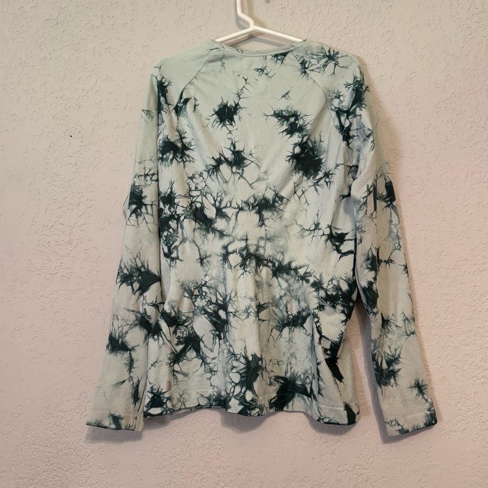 Zella Green Tie Dye Long Sleeve Athletic Top with Thumbholes - Picture 8 of 8